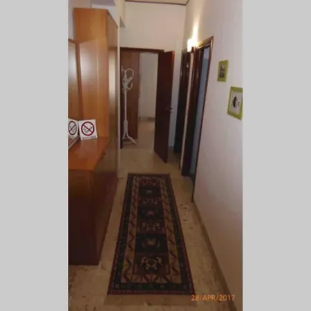 Casa In Centro Tre Minuti A Piedi Dal Lungomare. * Soverato Marina