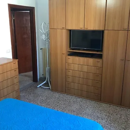 Apartmán Casa In Centro Tre Minuti A Piedi Dal Lungomare. Soverato Marina